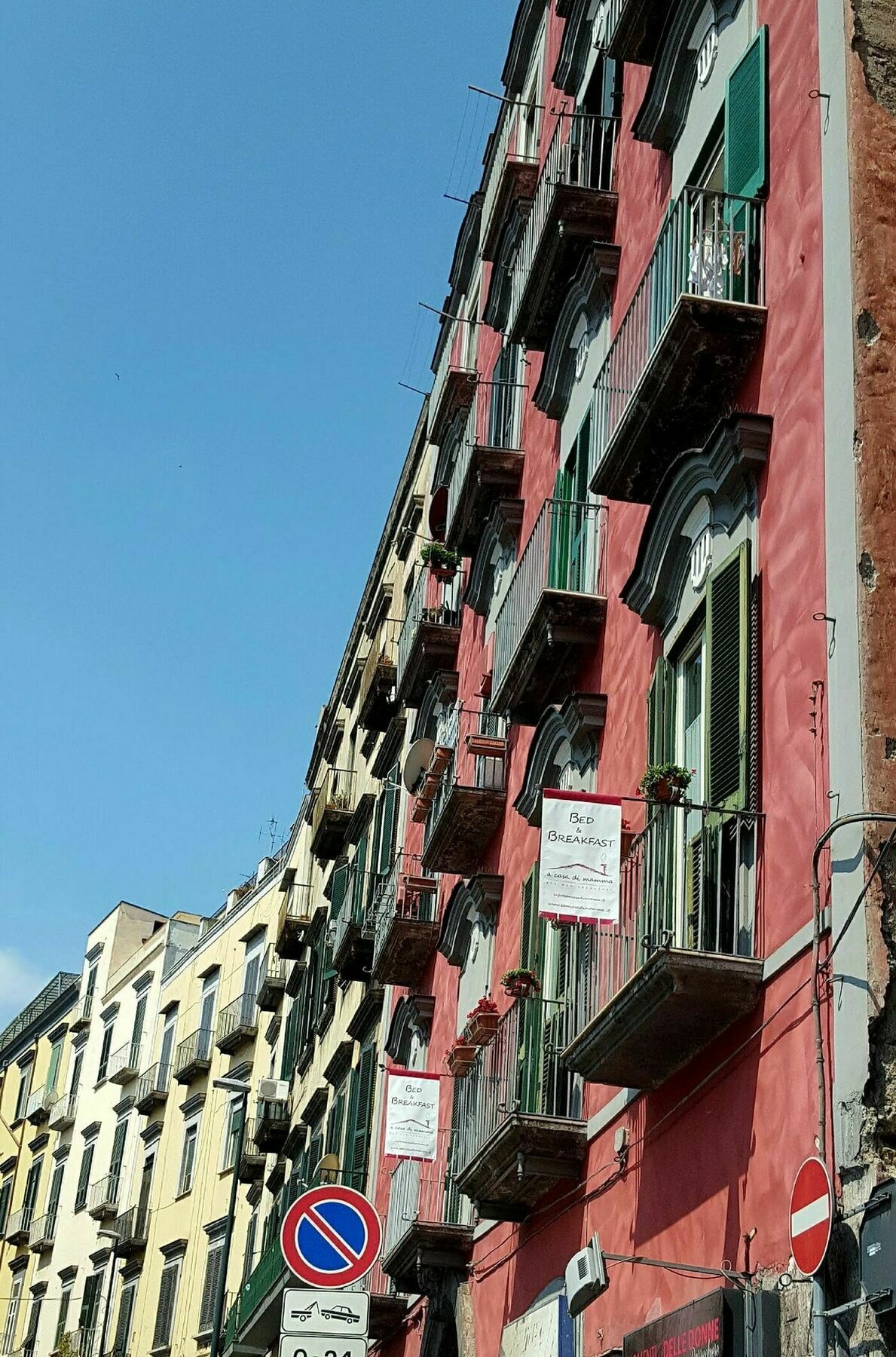 A Casa Di Mamma Bed & Breakfast Napoli Dış mekan fotoğraf